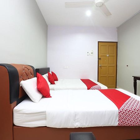 Oyo 89452 Best Eastern Hotel Kota Bharu Exteriör bild